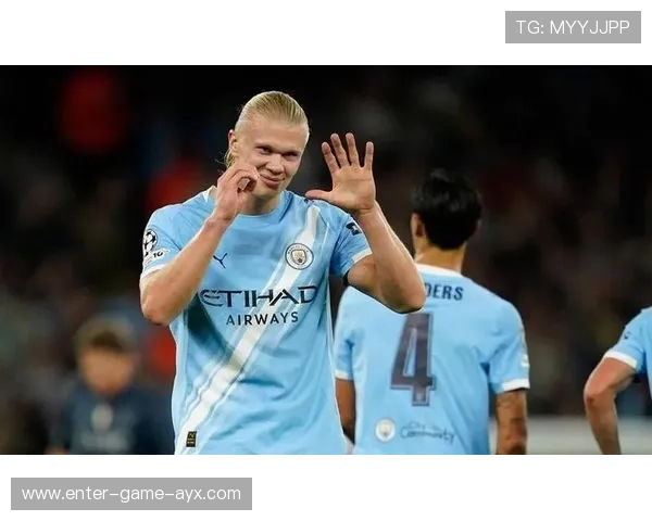 曼城哈兰德在门前抢点再次建功